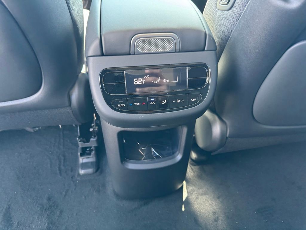 New 2026 Hyundai Ioniq 9 SE AWD/4WD image 13