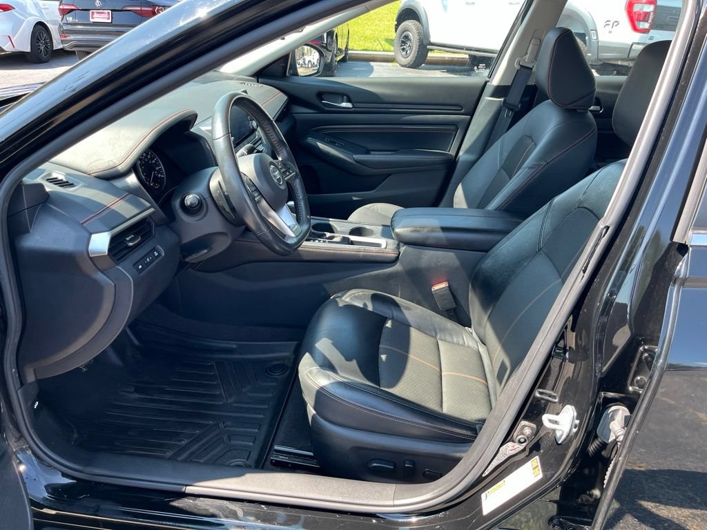 Used 2022 Nissan Altima 2.0 SR FWD image 38