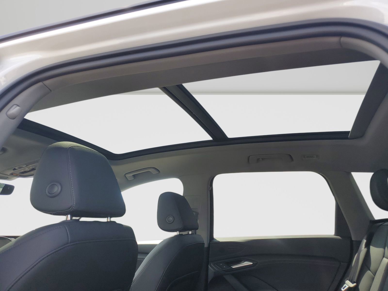 New 2025 Audi Q6 e-tron Premium AWD/4WD image 16