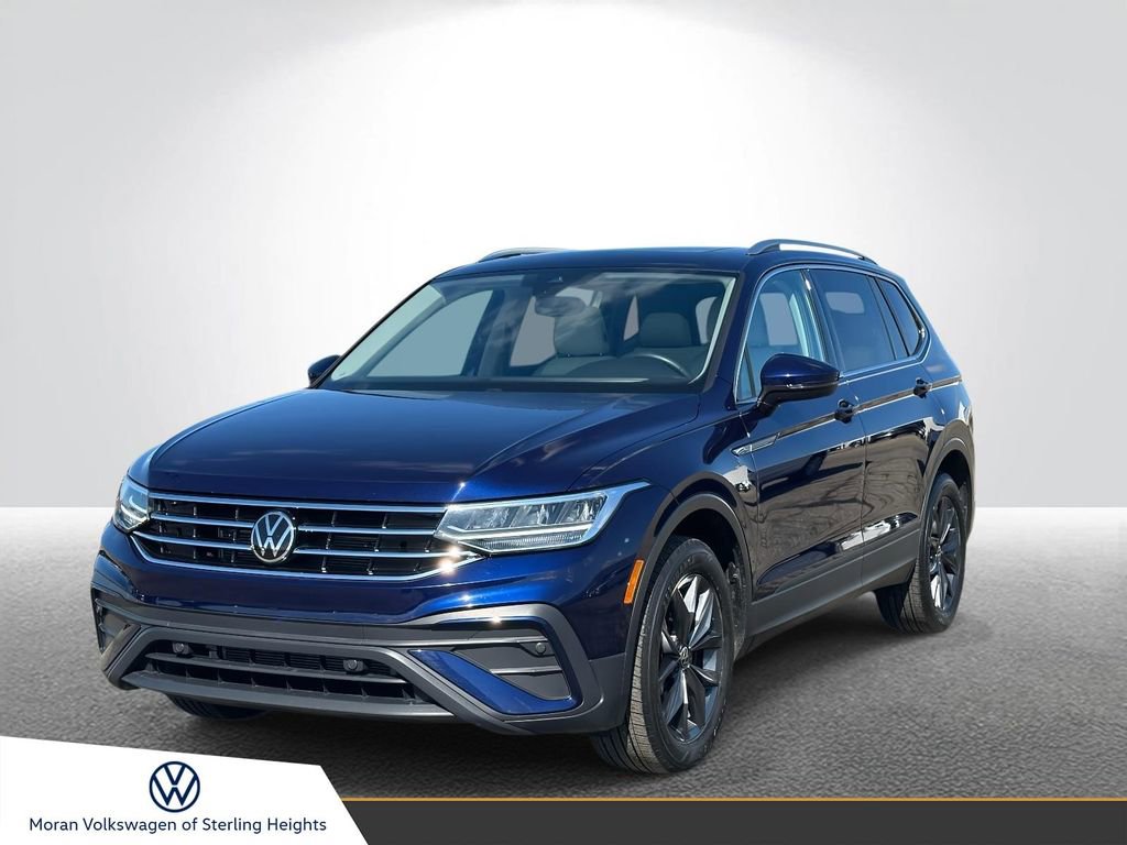 Certified 2023 Volkswagen Tiguan SE w/ Panoramic Sunroof Package image 1