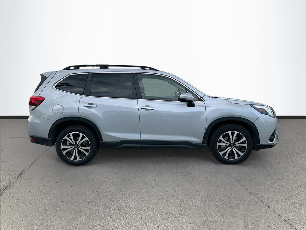 Used 2023 Subaru Forester Limited image 8