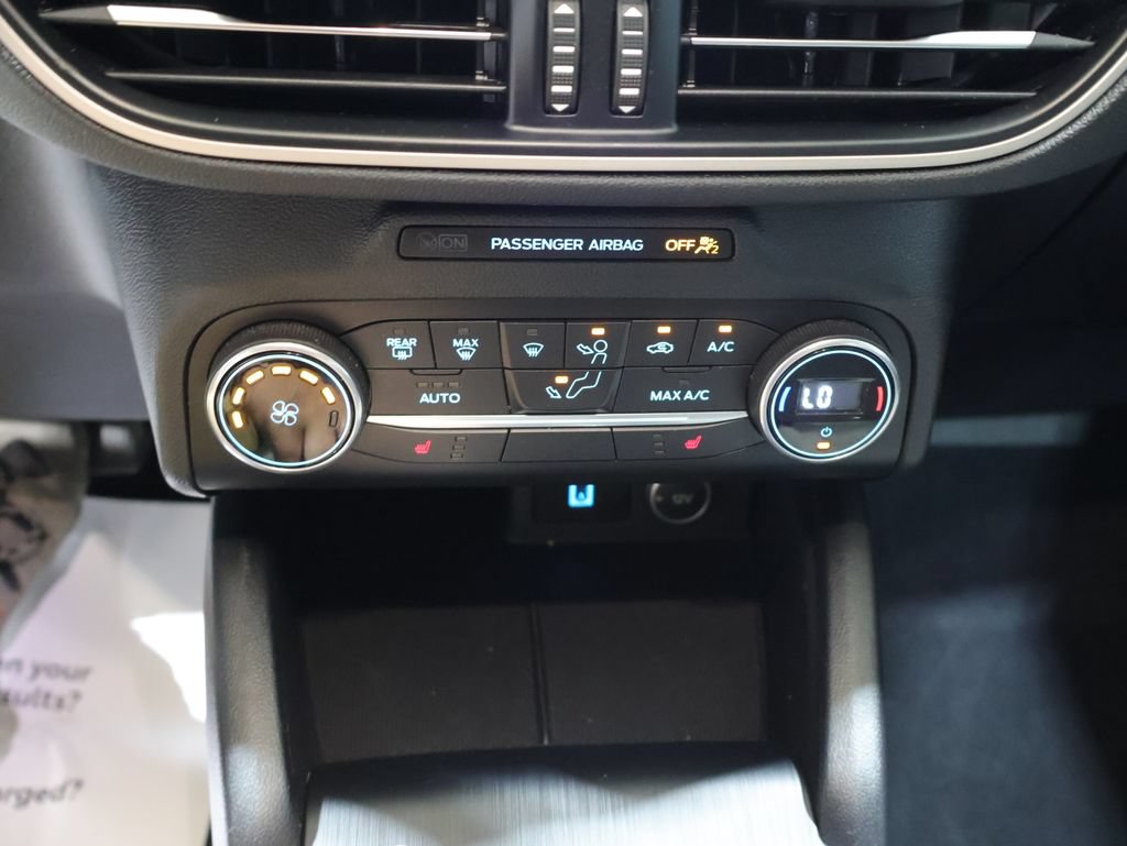 Used 2020 Ford Escape SE AWD/4WD image 27