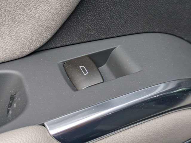 New 2026 Chevrolet Traverse LT FWD image 24