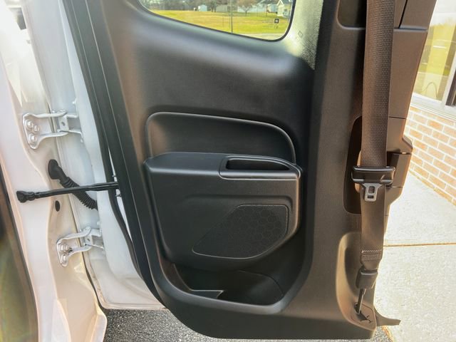 Used 2022 Chevrolet Colorado LT w/ Fleet Safety Package image 24