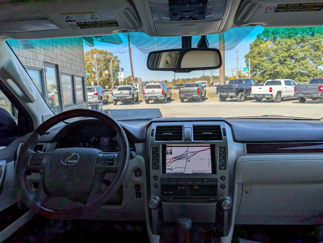 Used 2011 Lexus GX 460 image 17