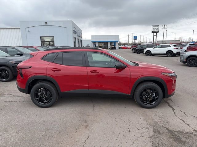 New 2026 Chevrolet Trax LT w/ Midnight Edition image 7