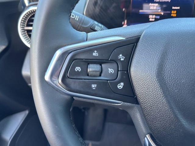 Used 2025 Chevrolet Trax ACTIV w/ Driver Confidence Package image 17