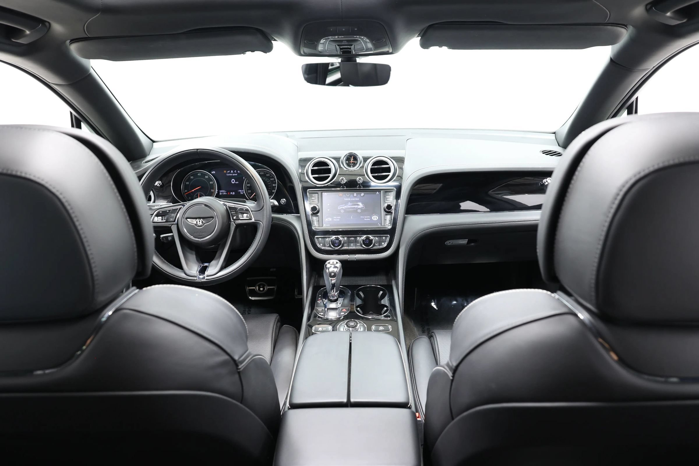 Used 2018 Bentley Bentayga Onyx Edition AWD/4WD image 27