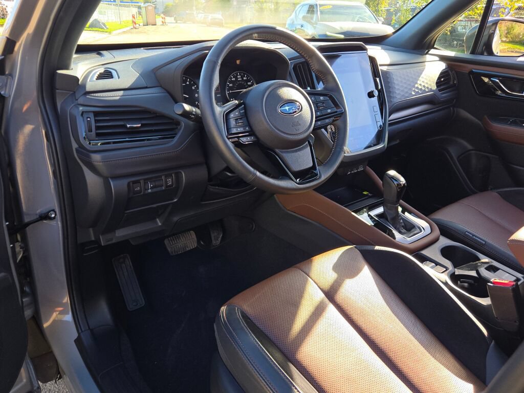 Certified 2025 Subaru Forester Touring AWD/4WD image 25