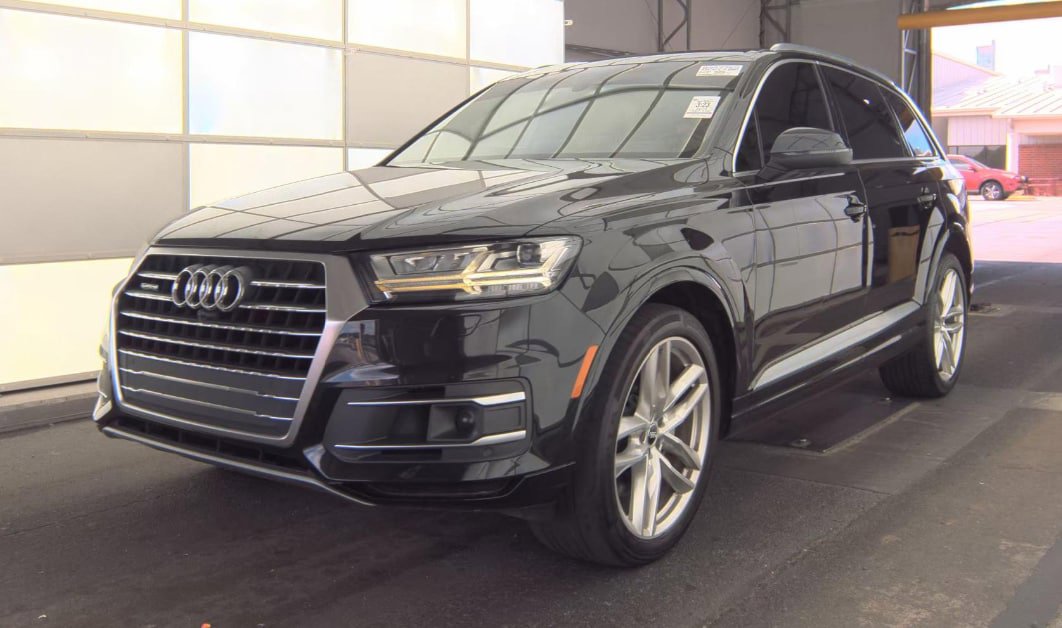 Used 2018 Audi Q7 3.0T Prestige AWD/4WD image 1