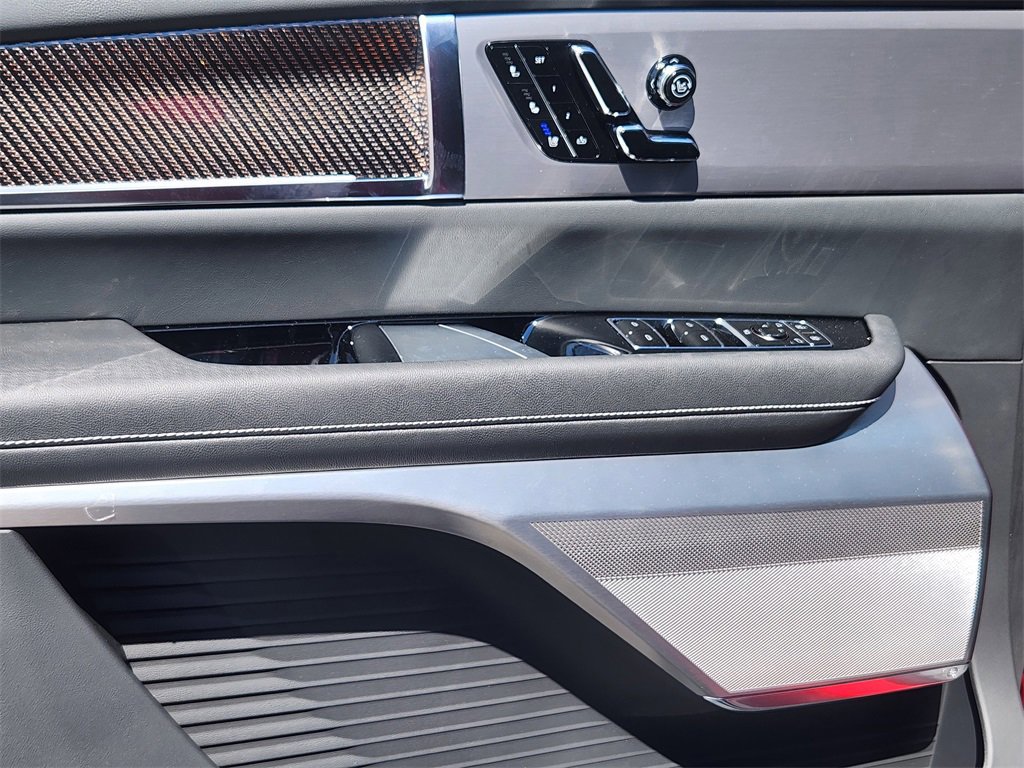 New 2026 Cadillac Vistiq Sport image 21