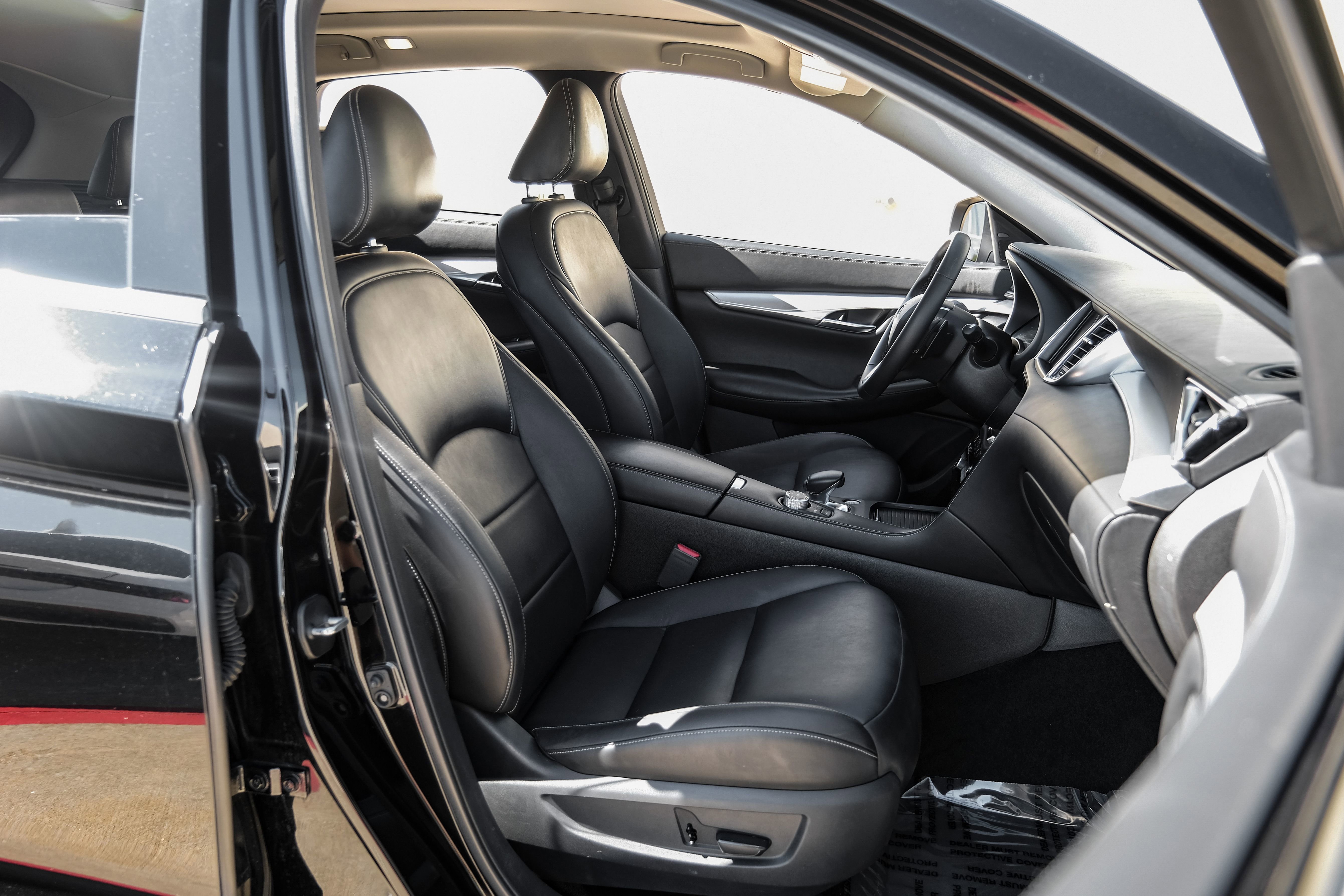 Used 2020 INFINITI QX50 Luxe image 39