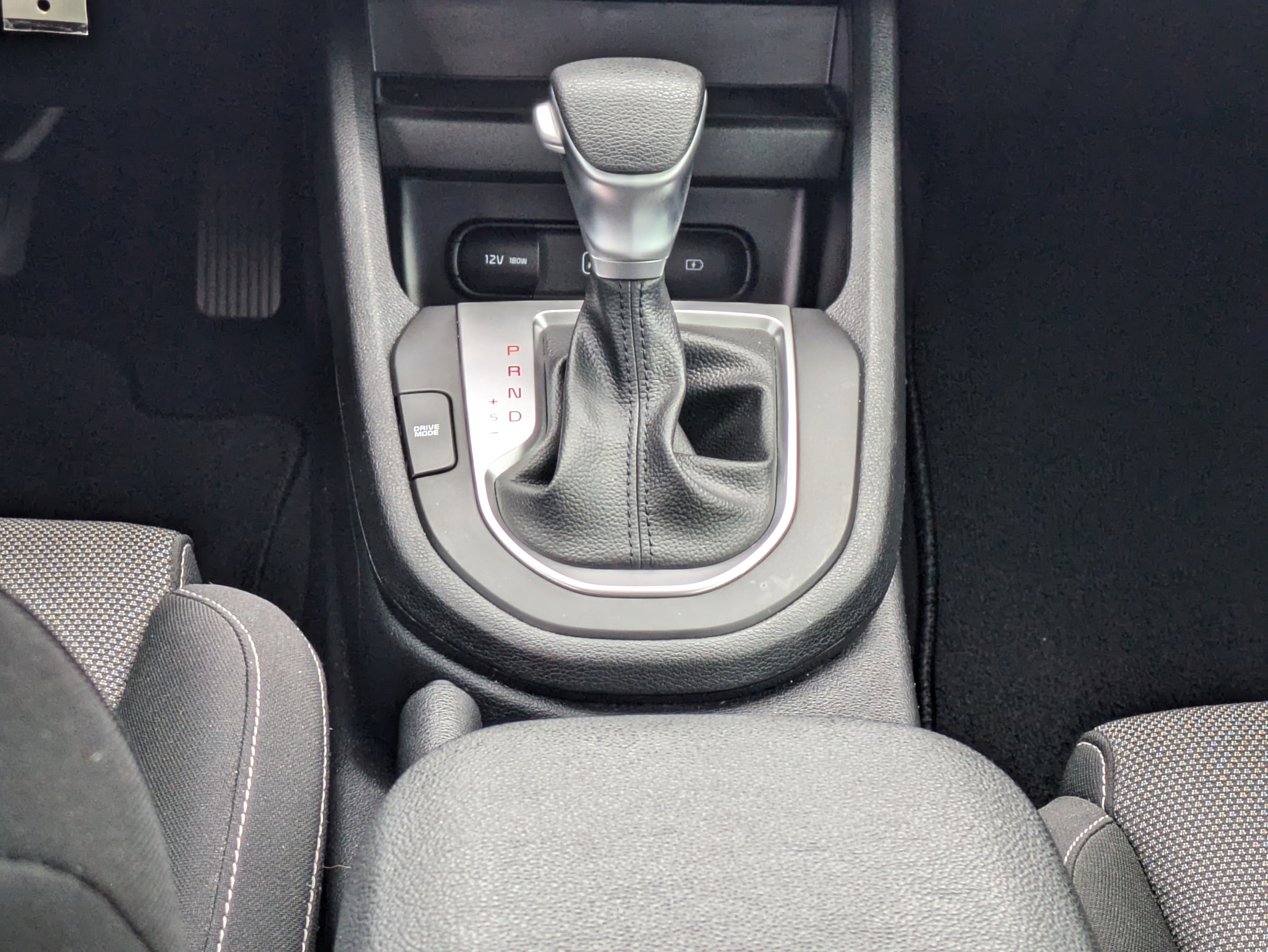 Used 2024 Kia Forte LX image 18