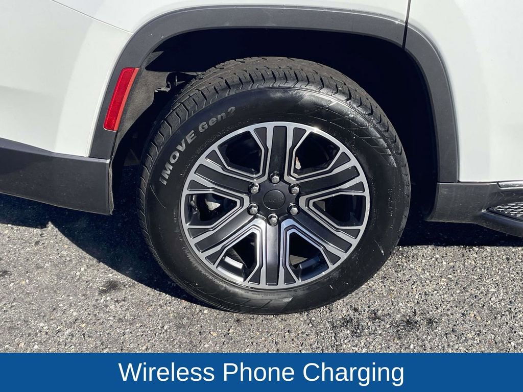 Used 2022 Jeep Wagoneer Series III image 12