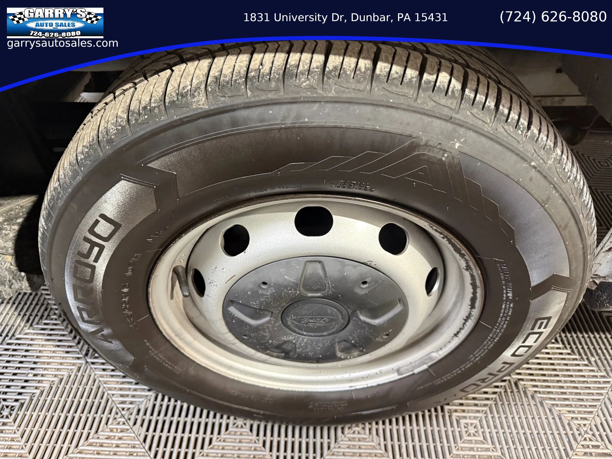 Used 2020 Ford Transit 250 Medium Roof RWD image 11