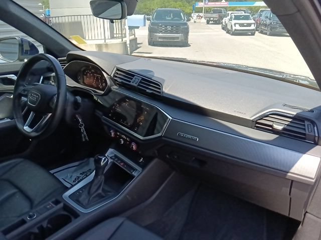 Used 2025 Audi Q3 2.0T Premium AWD/4WD image 35