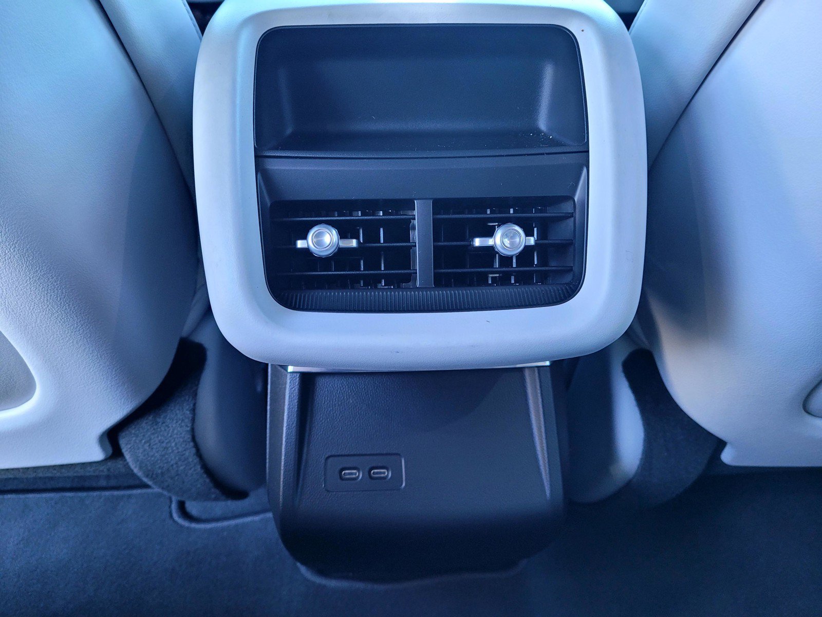 Certified 2025 Cadillac Lyriq Sport AWD/4WD image 14