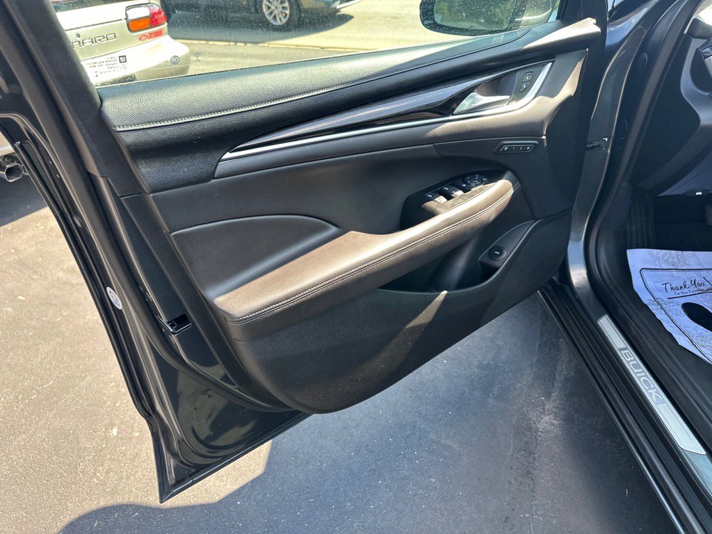 Used 2017 Buick LaCrosse Essence FWD image 14