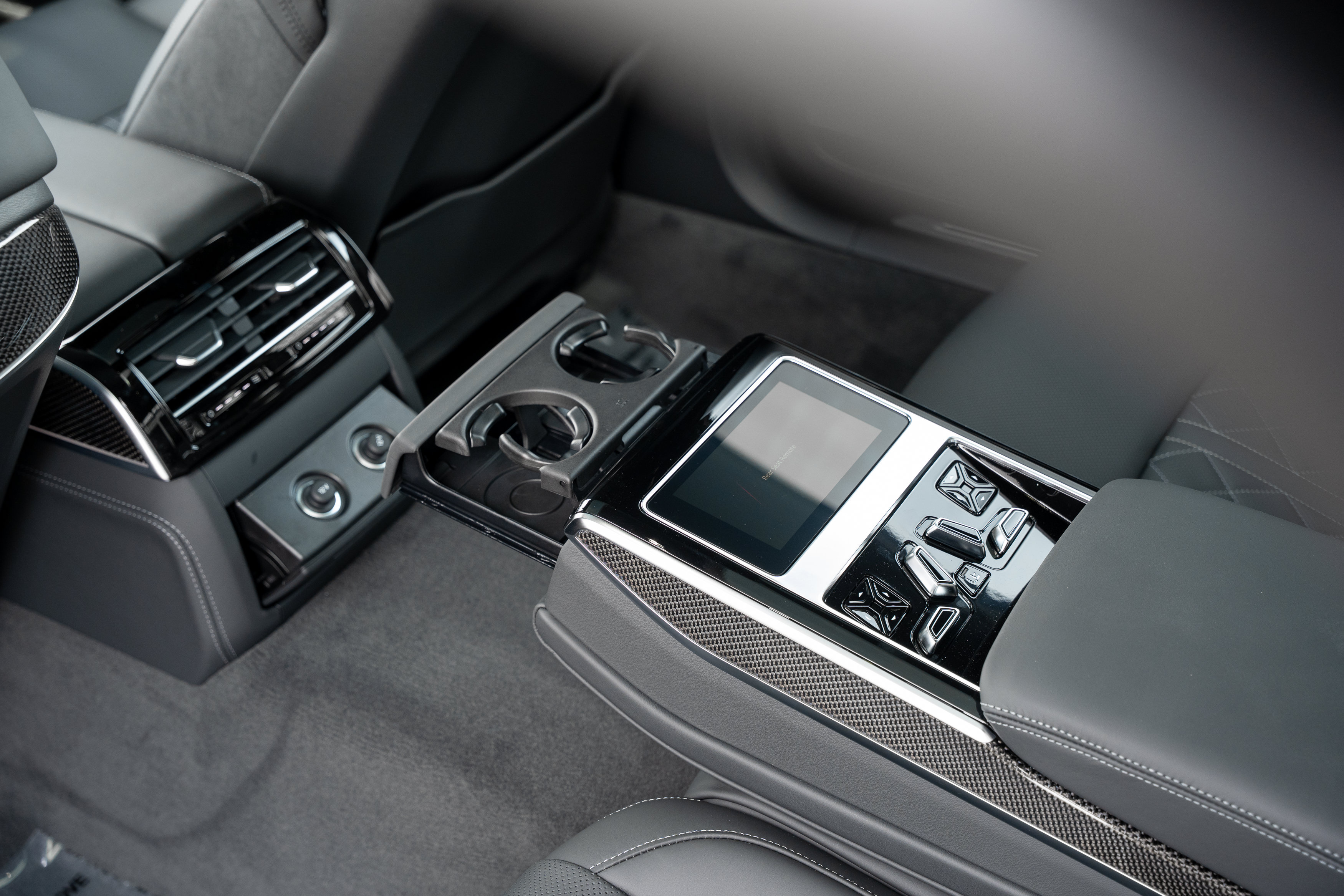 New 2027 Audi S8 AWD/4WD image 32