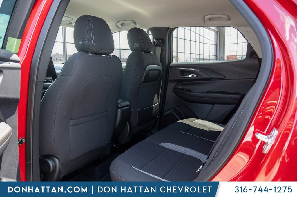 New 2026 Chevrolet TrailBlazer LT w/ Driver Confidence Package FWD image 16