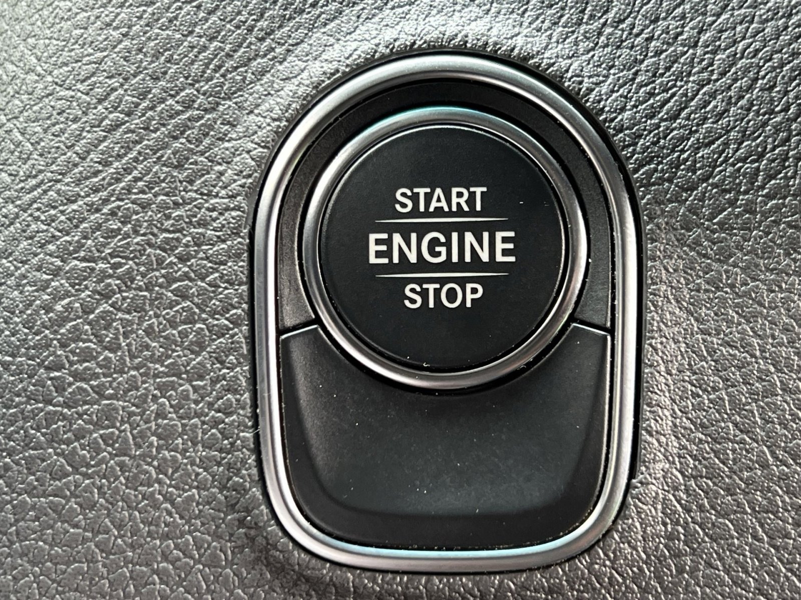 Used 2024 Mercedes-Benz Sprinter 2500 image 32