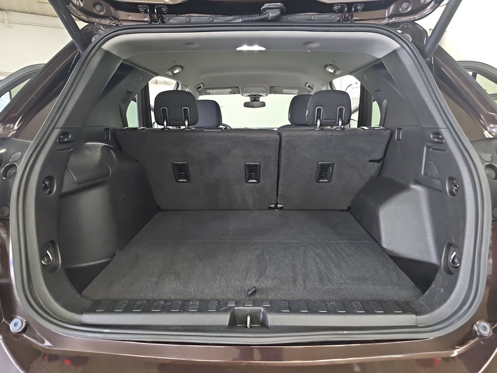 Used 2020 Chevrolet Equinox LT AWD/4WD image 12