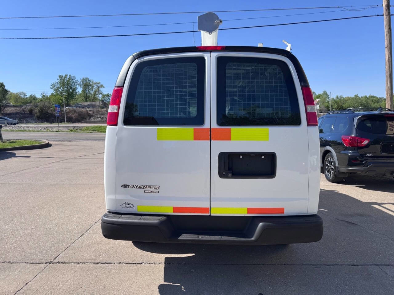 Used 2013 Chevrolet Express 2500 RWD image 6