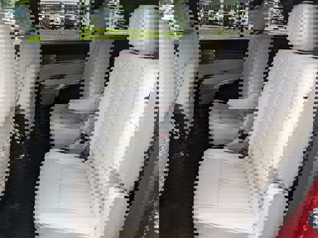 New 2026 Cadillac Vistiq Luxury w/ LPO, Floor Liner Package image 22