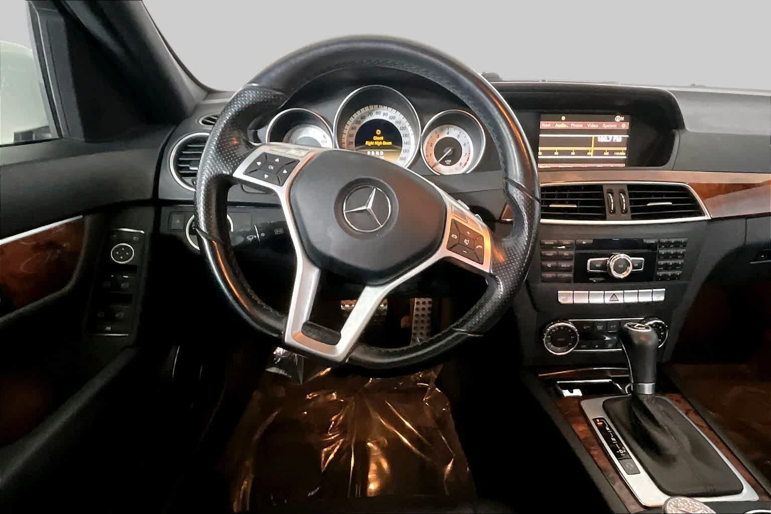 Used 2012 Mercedes-Benz C 300 4MATIC Sedan image 6