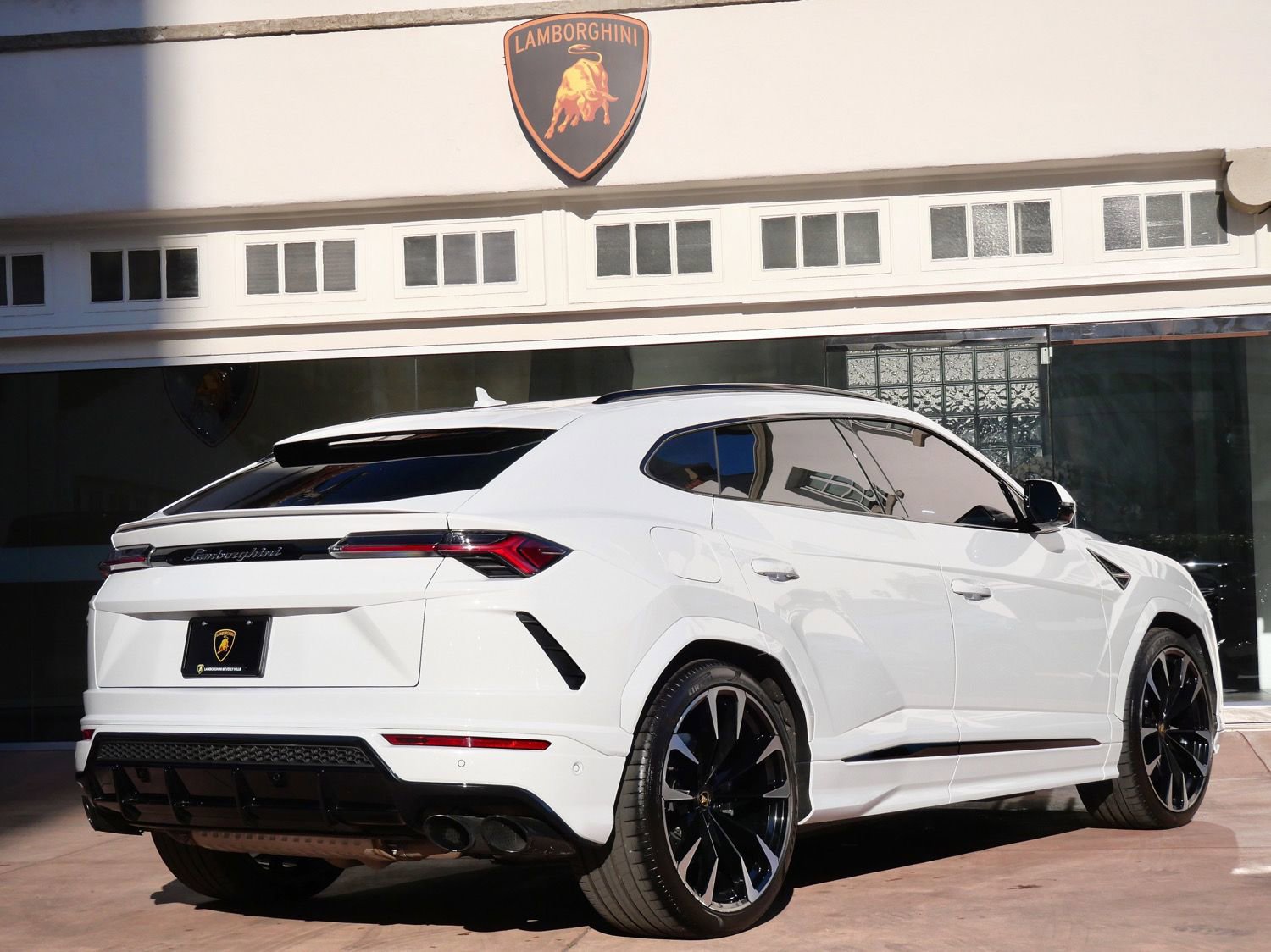 Used 2021 Lamborghini Urus image 5