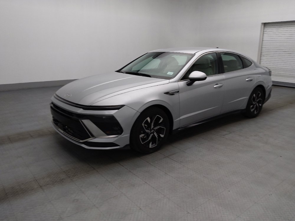 Used 2025 Hyundai Sonata SEL AWD/4WD image 2