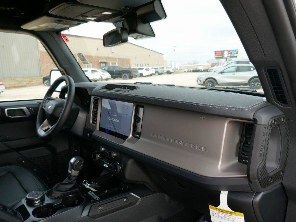 New 2025 Ford Bronco Outer Banks image 10