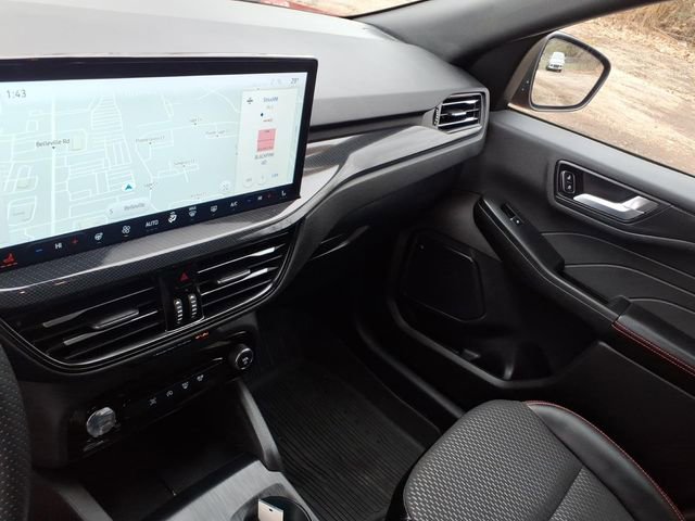 Certified 2024 Ford Escape ST-Line w/ Tech Pack #1 image 25