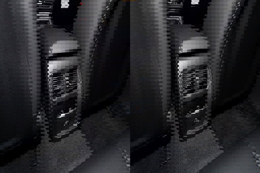 New 2026 BMW i4 xDrive40i w/ Premium Package image 36