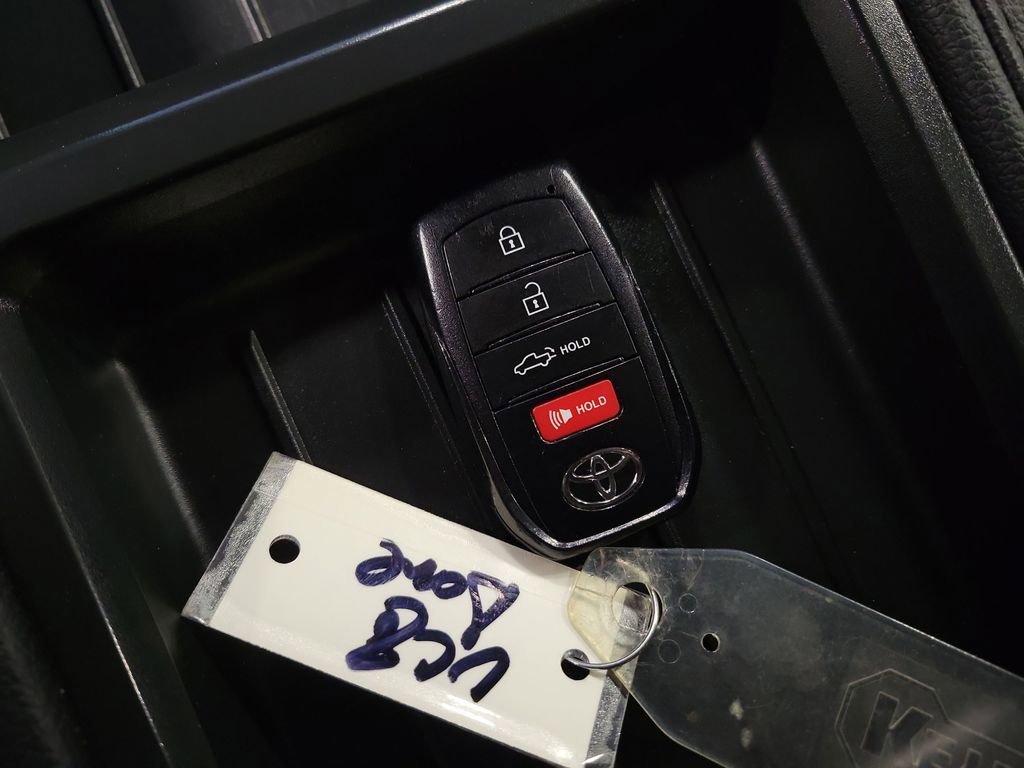 Used 2024 Toyota Tundra Limited image 15