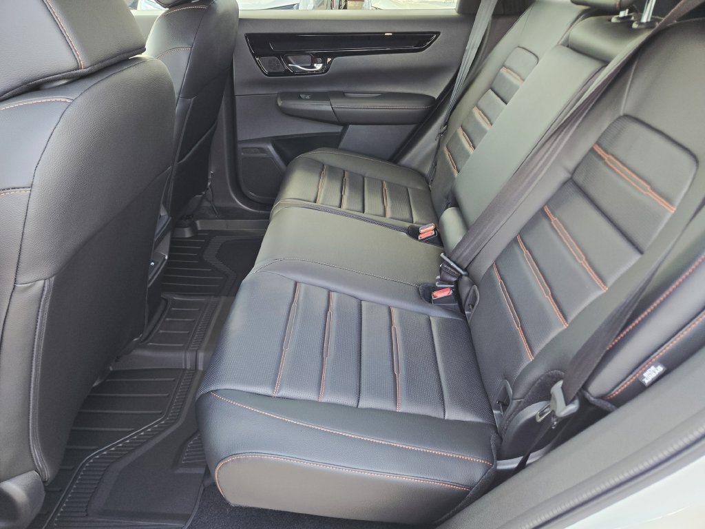 Used 2026 Honda CR-V Sport Touring image 10