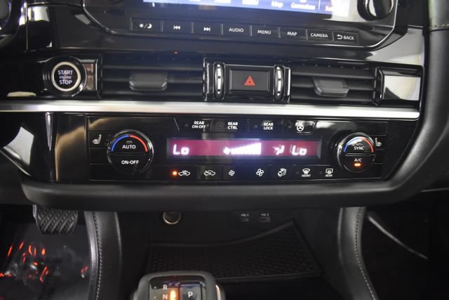 Used 2022 Nissan Pathfinder SL w/ SL Black Package AWD/4WD image 25