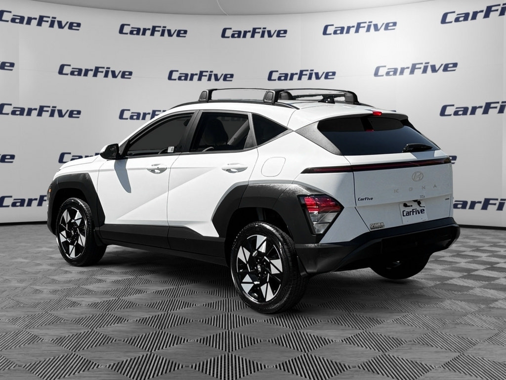 Used 2025 Hyundai Kona SEL AWD/4WD image 3