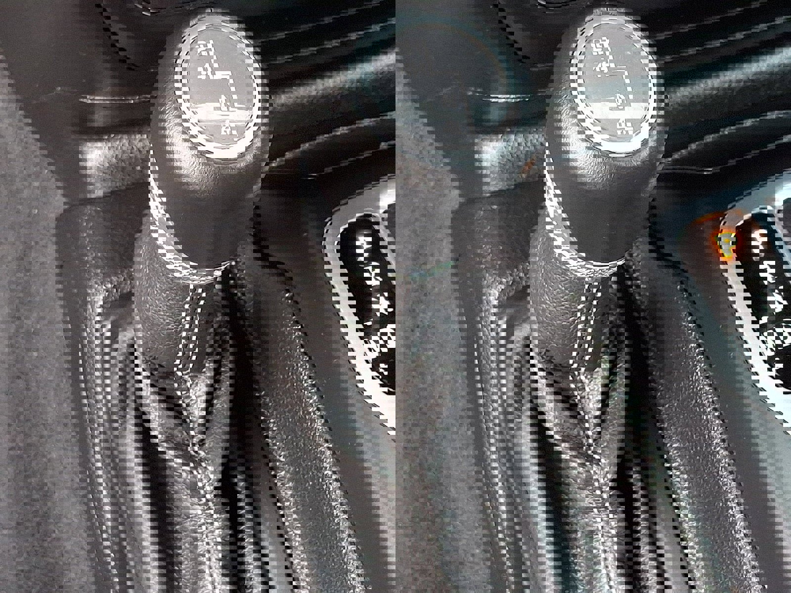 Used 2018 Jeep Wrangler Unlimited Sahara image 27