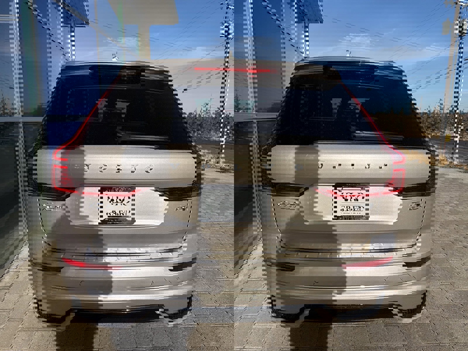 New 2026 Volvo XC60 B5 Plus w/ Protection Package Premier image 5