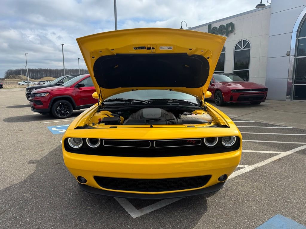 Used 2018 Dodge Challenger R/T Plus image 5
