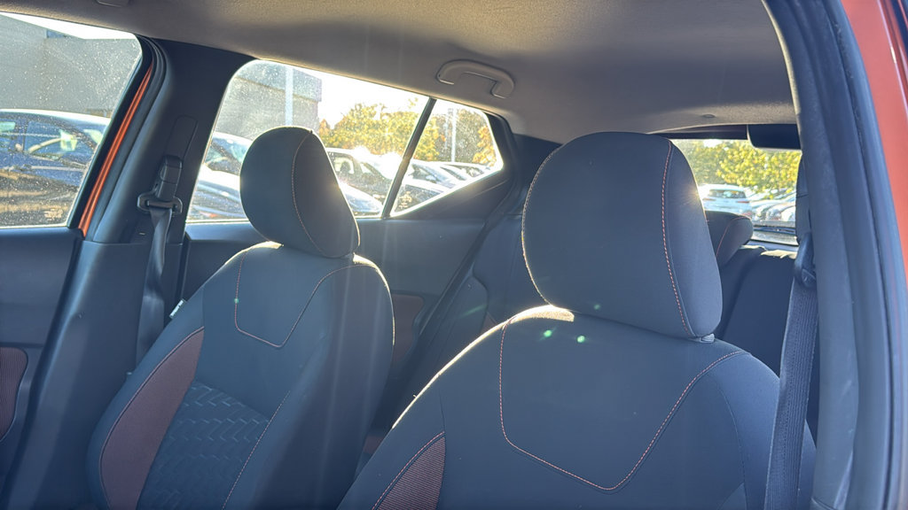 Used 2021 Nissan Kicks SR FWD image 13