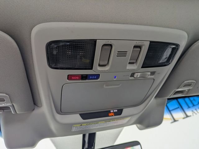 Used 2017 Subaru Legacy 3.6R Limited image 24