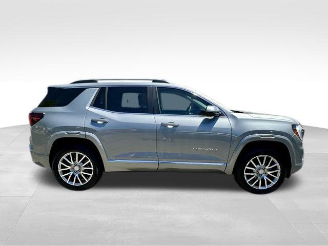 Used 2026 GMC Terrain Denali AWD/4WD image 9