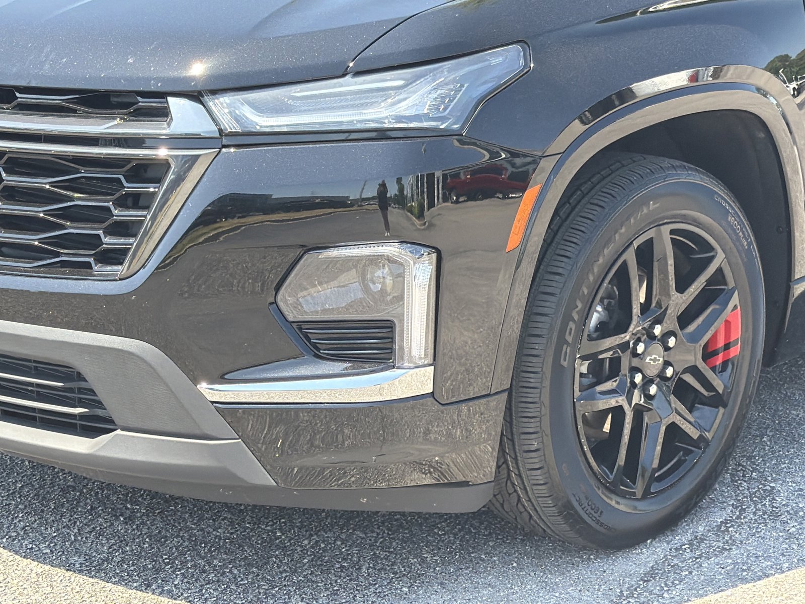 Used 2023 Chevrolet Traverse Premier w/ Redline Edition AWD/4WD image 8