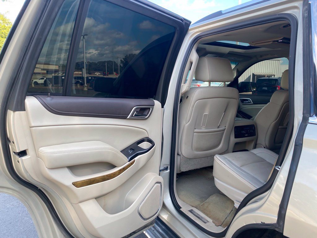 Used 2016 GMC Yukon Denali w/ Open Road Package AWD/4WD image 28