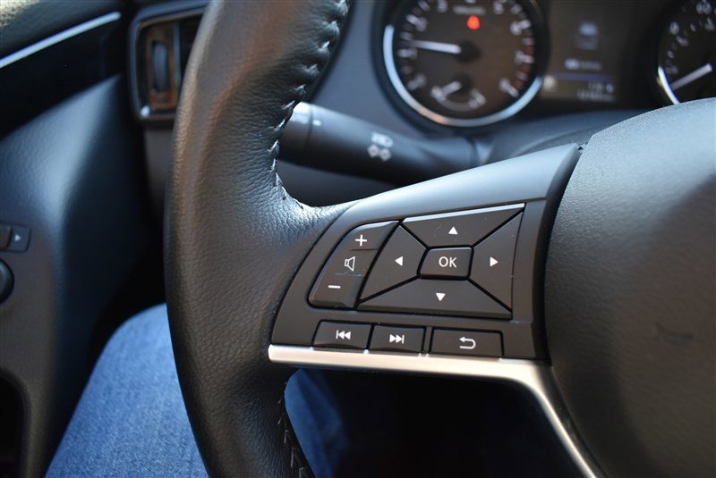 Used 2022 Nissan Rogue Sport SL image 15