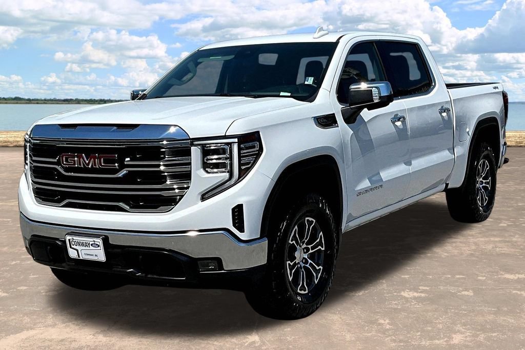 Used 2025 GMC Sierra 1500 SLT AWD/4WD image 4