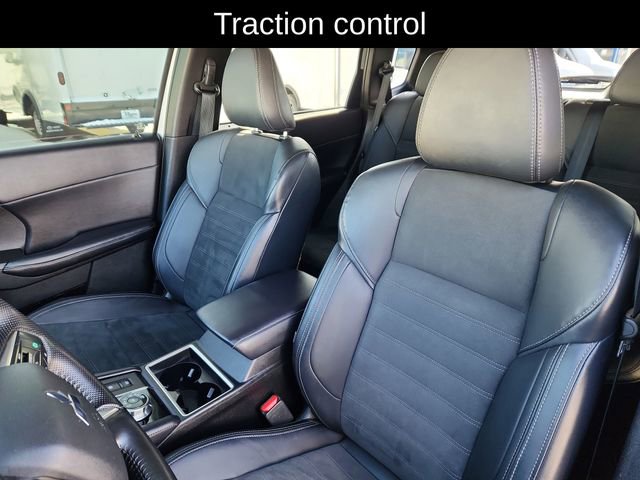 Used 2024 Mitsubishi Outlander SE image 21