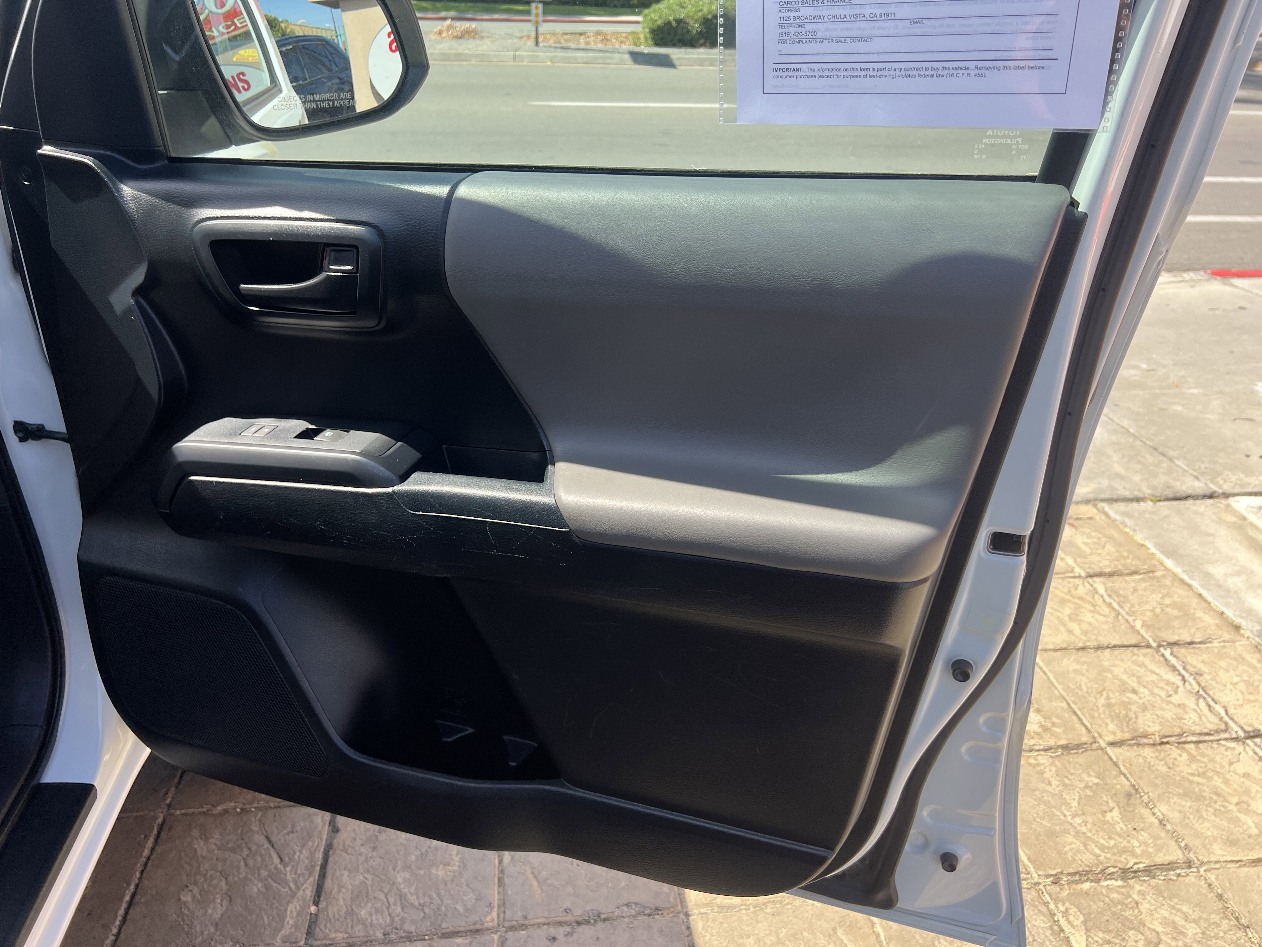 Used 2016 Toyota Tacoma SR RWD image 25